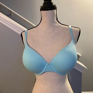 VS PINK BRA SIZE 36F